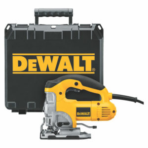 DeWALT DW331K Decoupeerzaag In Koffer - 701W - D-greep - Variabel