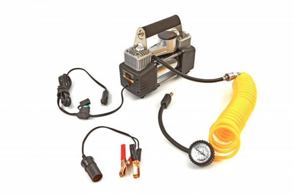 HBM 12 Volt compressor + accessoires